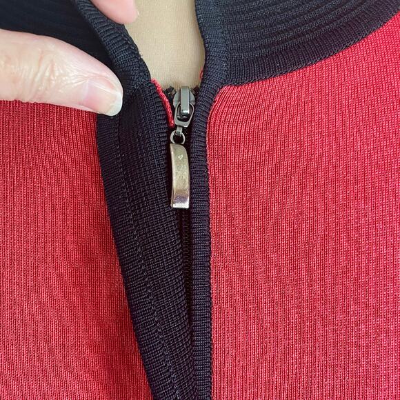 Exclusively Misook Woman Red Black Trim Knit Cardigan Sz 1X Zipper Front - Picture 9 of 10